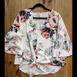V Neck, floral blouse, size XXL, Amazon